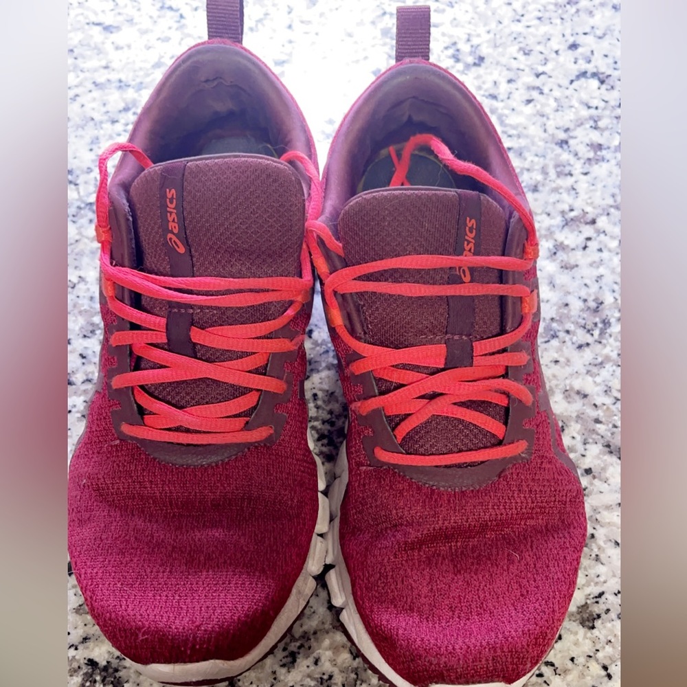 ASIC running shoes